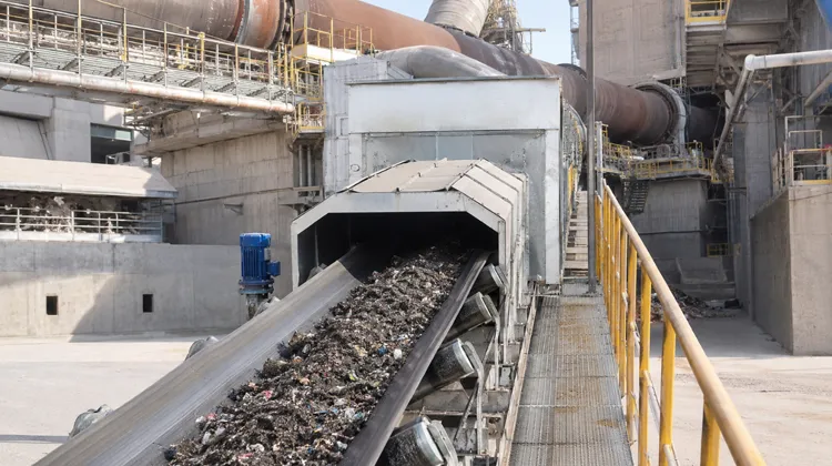 Alternative Fuels in Cement Clinkering